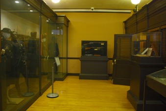 Enlarge photo 17