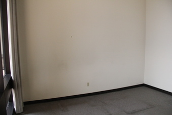 Enlarge photo 89