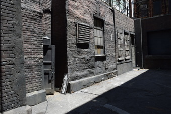 Alley - New York St - Fox Lot
