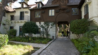 Enlarge photo 2