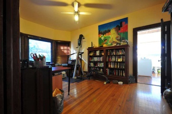 Enlarge photo 33