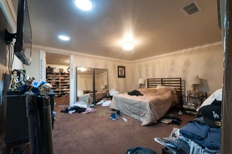 Enlarge photo 70