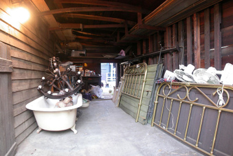 Enlarge photo 47