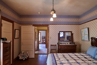 Enlarge photo 60