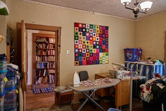 Enlarge photo 79