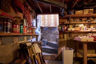 Enlarge photo 120