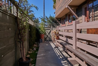 Enlarge photo 125
