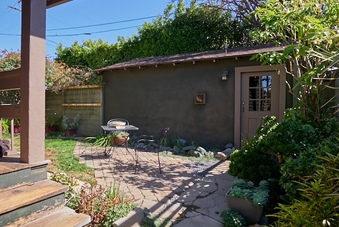 Enlarge photo 128