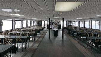 Enlarge photo 19