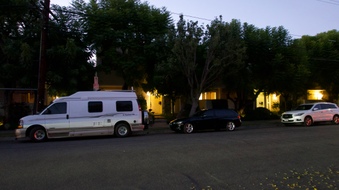 Enlarge photo 4