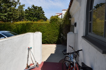Enlarge photo 18