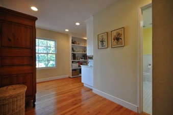 Enlarge photo 37