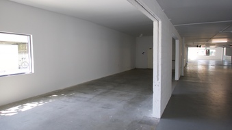 Enlarge photo 25