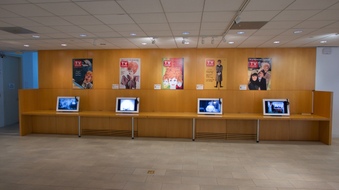 Enlarge photo 11