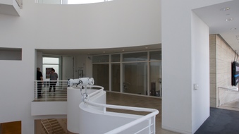 Enlarge photo 24