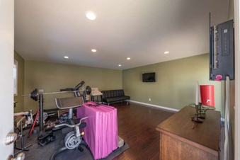 Enlarge photo 38