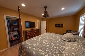 Enlarge photo 45