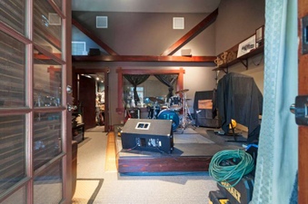 Enlarge photo 3