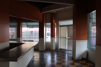 Enlarge photo 12