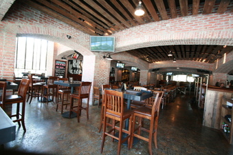 Enlarge photo 49