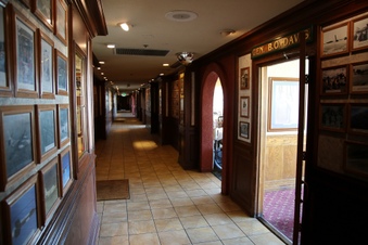 Enlarge photo 102
