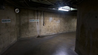 Enlarge photo 47
