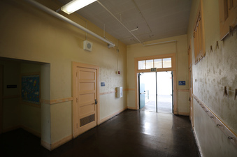 Enlarge photo 26