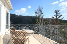 Enlarge photo 33
