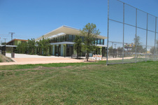 Enlarge photo 33