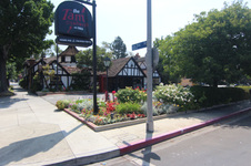Enlarge photo 1