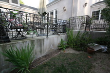 Enlarge photo 108