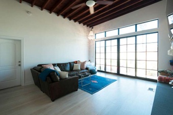 Enlarge photo 24
