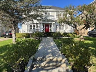 2143 South Victoria Avenue - Los Angeles