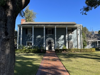Birthday House