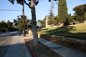 Enlarge photo 21