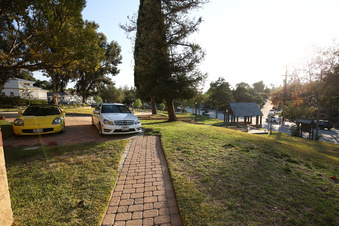 Enlarge photo 26
