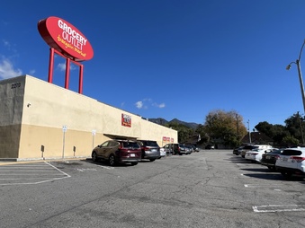 Grocery Outlet Parking Lot - Altadena