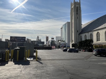 Enlarge photo 10