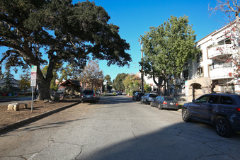 Enlarge photo 2