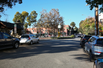 Enlarge photo 3