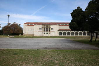 Enlarge photo 9