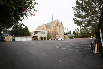 Enlarge photo 2