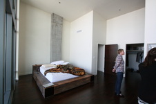 Enlarge photo 47