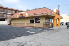 Ext. Drive-Thru
