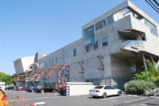 Exterior / Lobby
