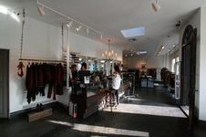 Enlarge photo 4