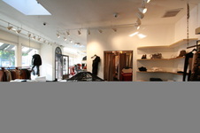 Enlarge photo 12