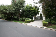 Enlarge photo 1