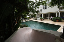 Enlarge photo 89