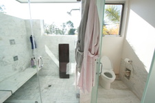 Enlarge photo 46